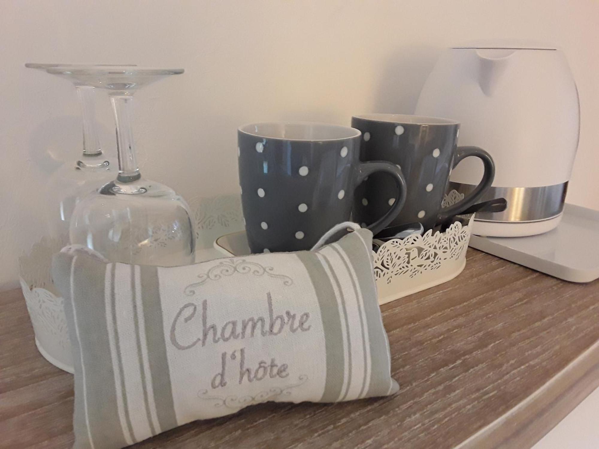 La Belle Ame Bed & Breakfast Saint-Priest-des-Champs Bilik gambar