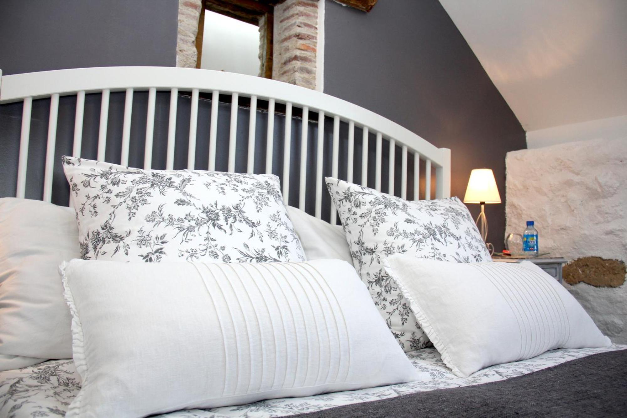 La Belle Ame Bed & Breakfast Saint-Priest-des-Champs Bilik gambar