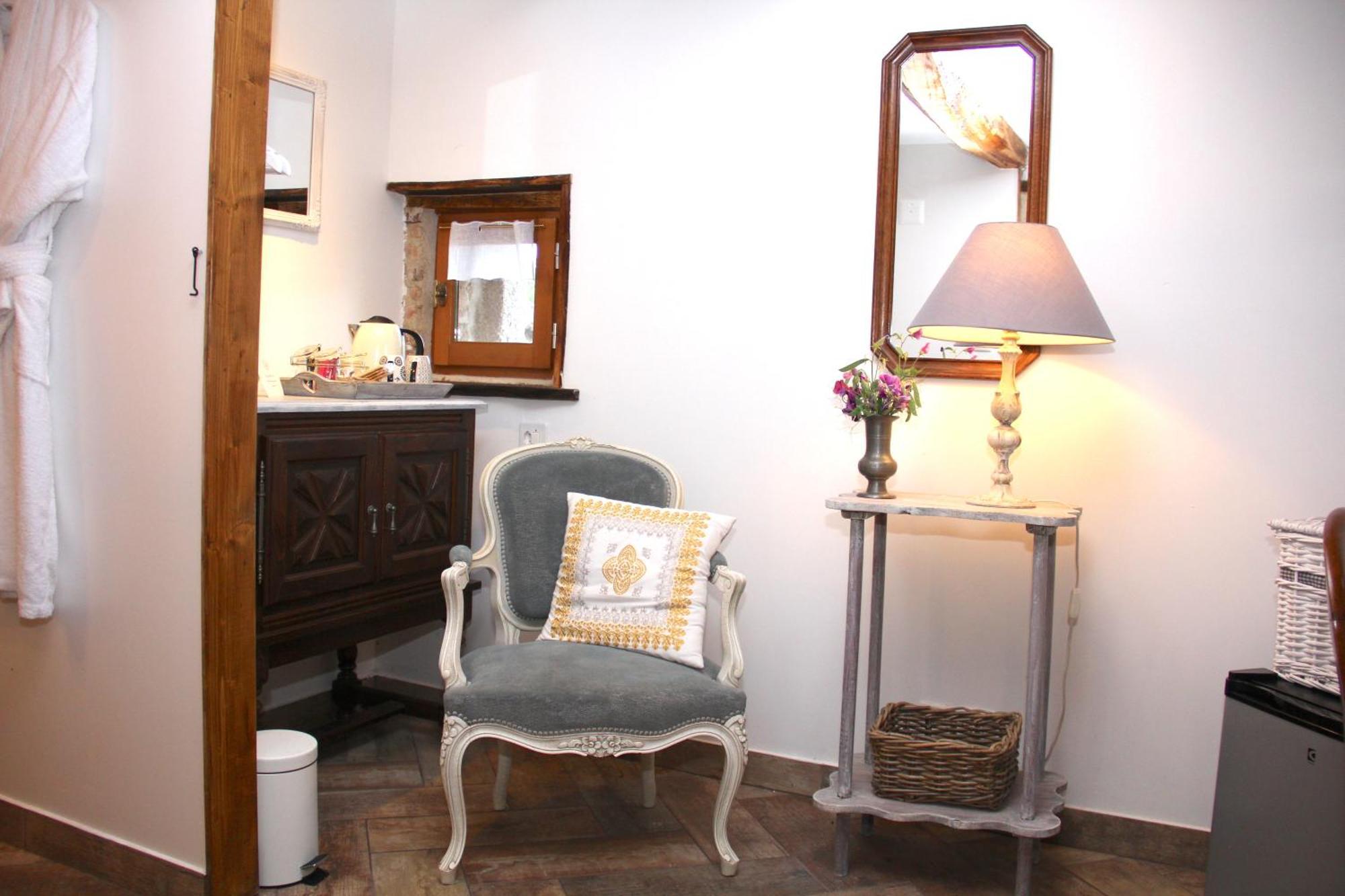 La Belle Ame Bed & Breakfast Saint-Priest-des-Champs Bilik gambar