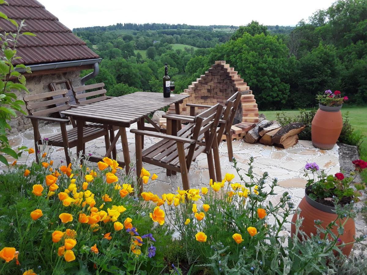 La Belle Ame Bed & Breakfast Saint-Priest-des-Champs Luaran gambar
